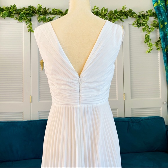 Anthropologie | BHLDN Badgley Mischka Sloan Dress Accordion Pleat Wedding Gown 4 - Picture 11 of 16